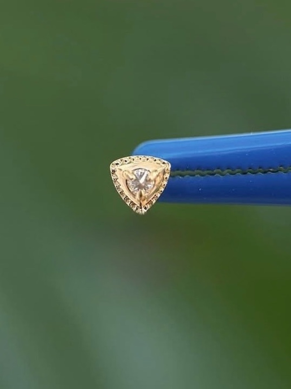 Hero by Tether 14k Solid YG Milgrain Edge Triangle w/Diamond Center Threadless